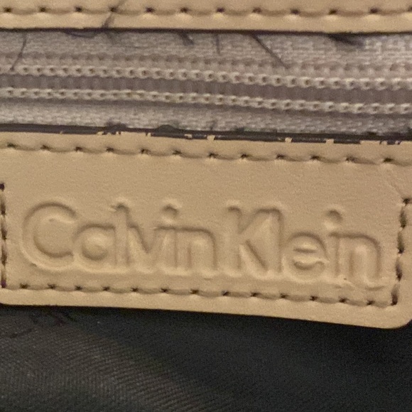 Black Calvin Klein bag - Picture 2 of 5